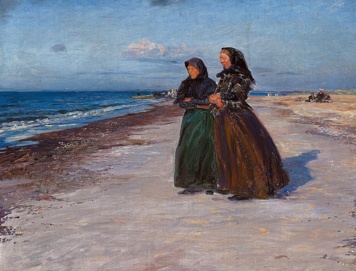 To fiskerkoner ved stranden i blæsevejr Nordjylland 1913