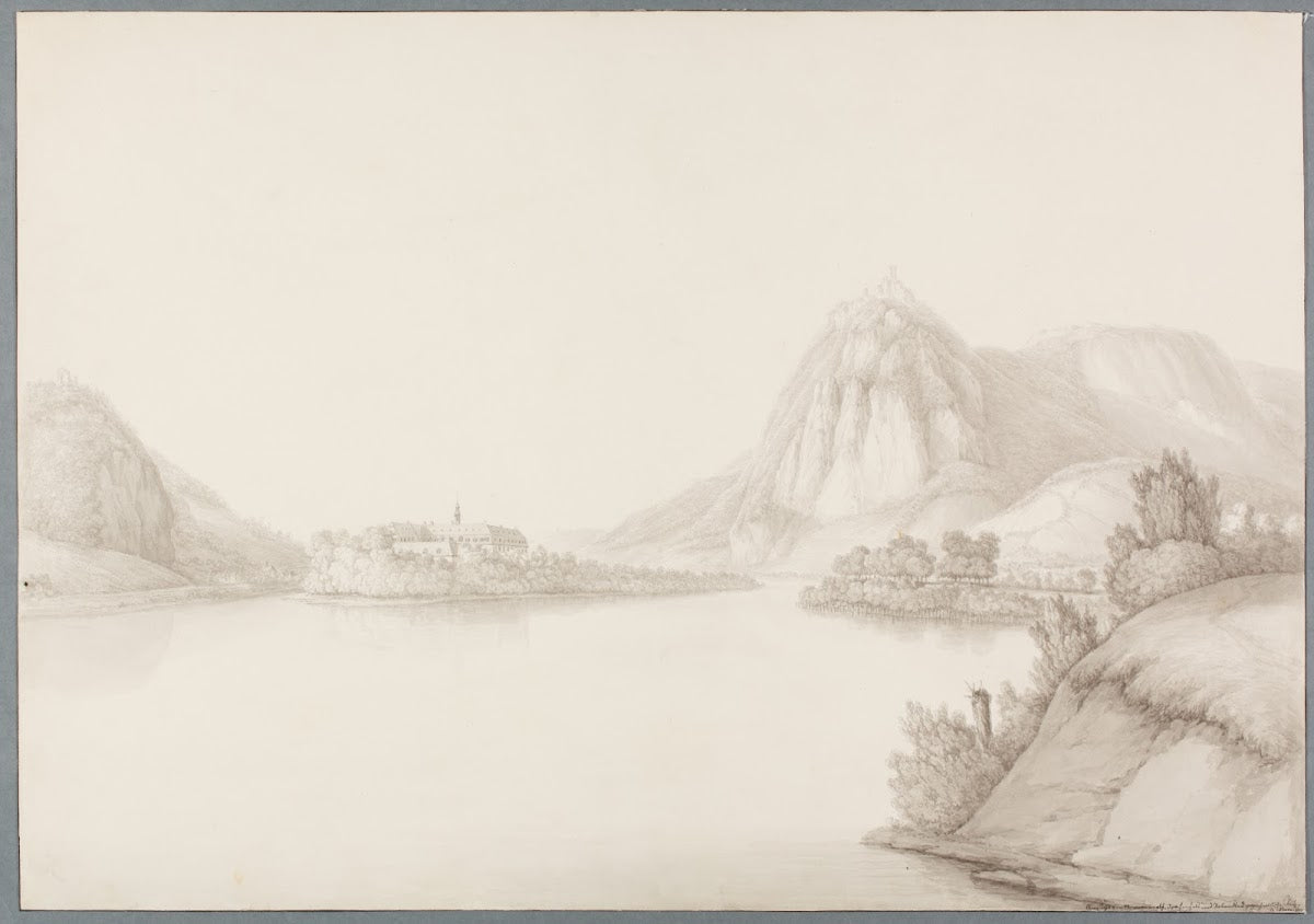 Blick in das Rheintal mit Kloster Nonnenwerth dem Drachenfels und Rolandseck 180