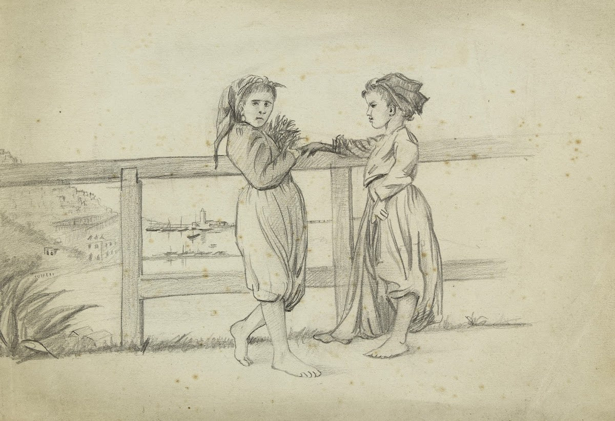 Deux fillettes devant une barrière de bois