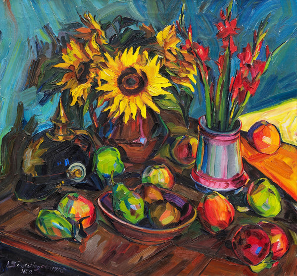 Blumenstilleben mit Sonnenblumen Gladiolen und Pickelhelm 1915